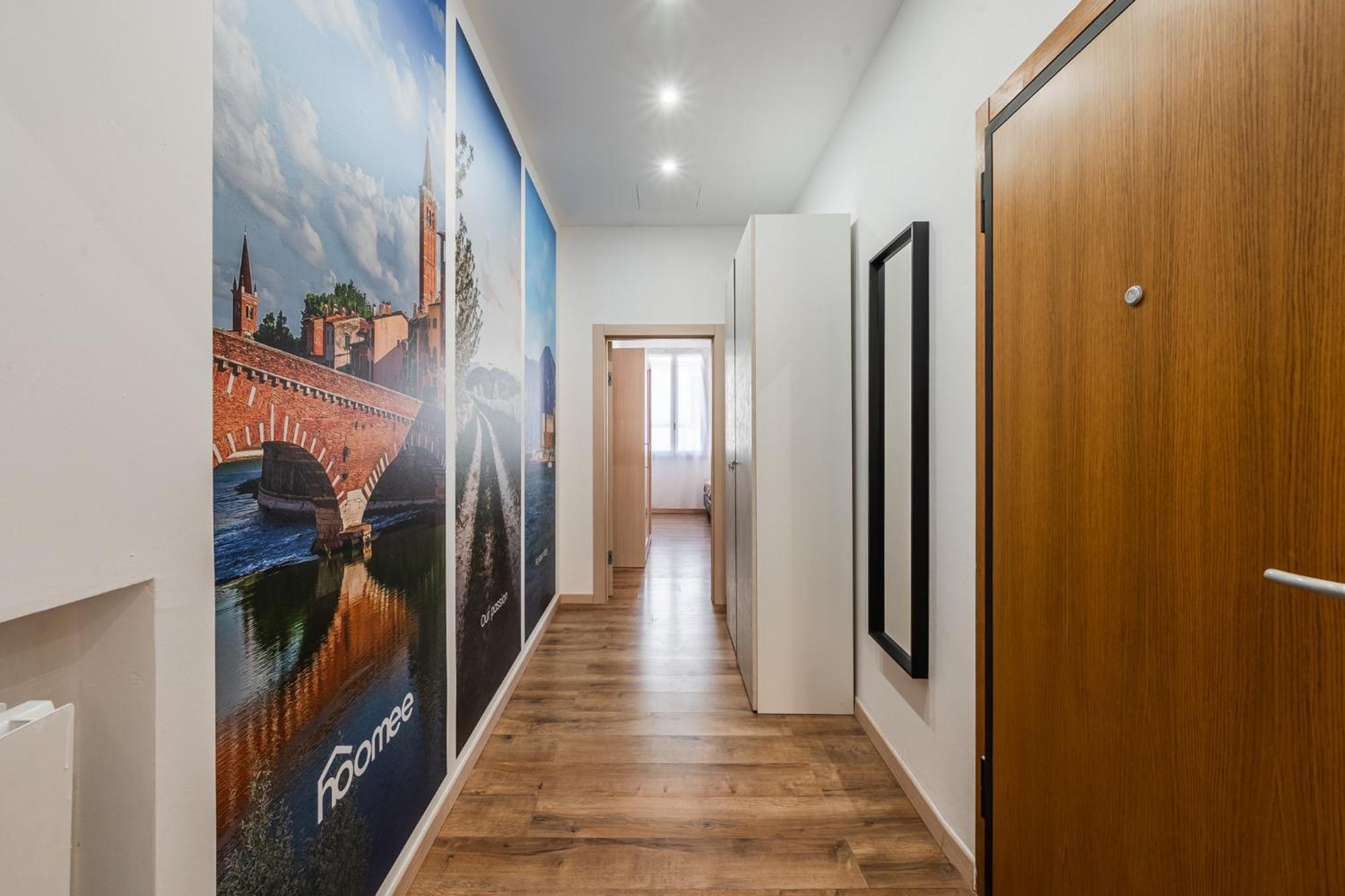 Hoomee Piazza Erbe Apartment Verona Bagian luar foto