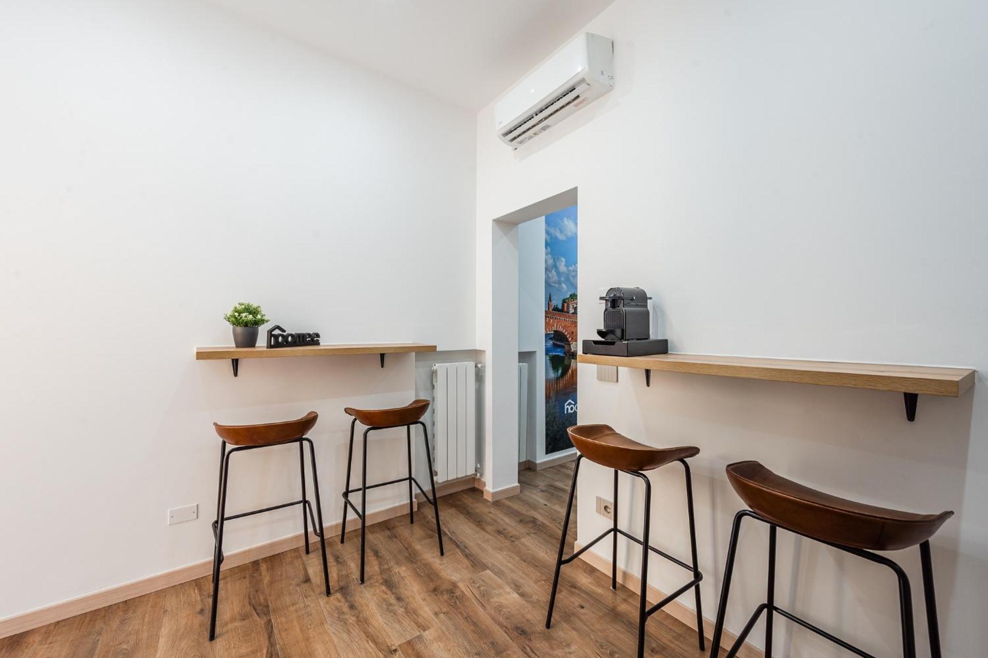 Hoomee Piazza Erbe Apartment Verona Bagian luar foto