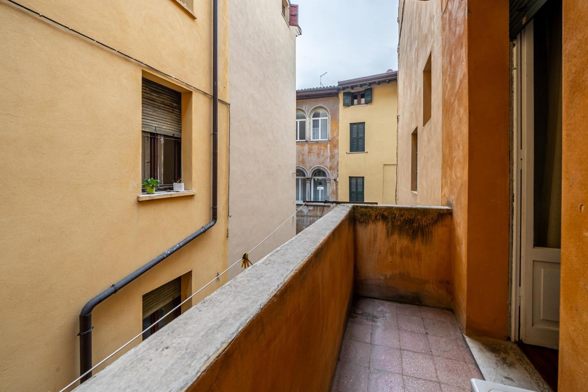 Hoomee Piazza Erbe Apartment Verona Bagian luar foto